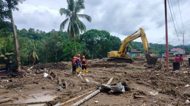 67 Korban Hilang Diterjang Banjir Bandang Agam Masih Dicari, 18 Ekskavator Dikerahkan