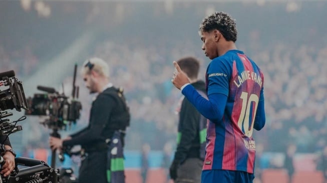 Giliran Barcelona Diterpa Konflik Internal, Lamine Yamal Kecewa dengan Hansi Flick