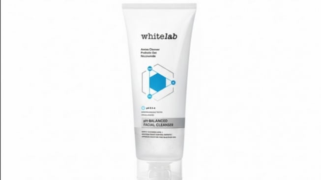Whitelab pH-Balanced Facial Cleanser (Shopee)