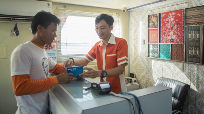 BRI Hadirkan Layanan Keuangan Terapung, Dorong Ekonomi Pesisir Lewat Teras BRI Kapal