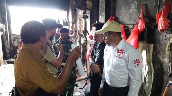 Satpol PP Tindak Rumah Makan dan Tempat Pemotongan Anjing di Jakarta Timur