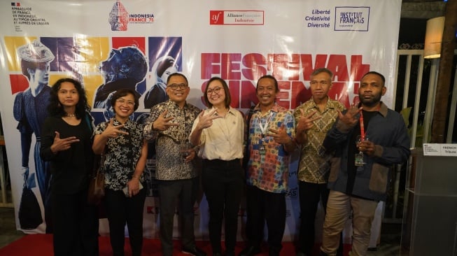 Garin Nugroho merayakan penghargaan khusus dari Kementerian Kebudayaan Prancis (Istimewa)