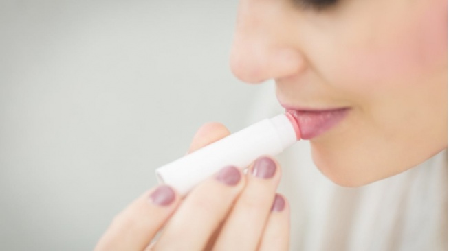5 Lip Balm Mengandung Panthenol untuk Usir Rasa Insecure Punya Bibir Gelap