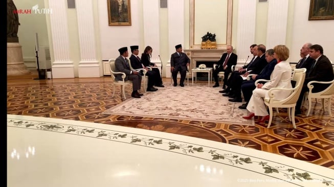 Usai dari Pakistan, Prabowo Lanjut Lawatan ke Moscow, Bertemu Presiden Rusia Vladimir Putin