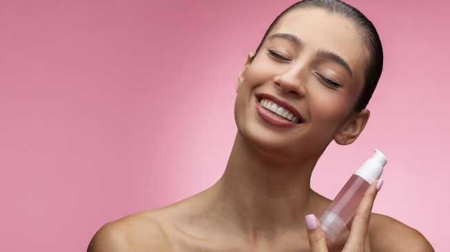 3 Pilihan Essence dengan Kolagen untuk Kebutuhan Anti-Aging