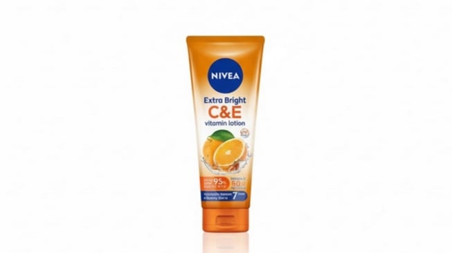 NIVEA Body Lotion Extra Bright C&E Vitamin (Shopee)