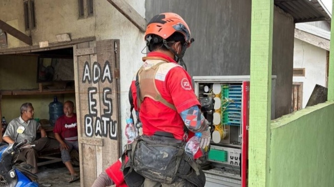 Telkom Akses Gerak Cepat Pulihkan Jaringan Terdampak Banjir dan Longsor di Sumatra