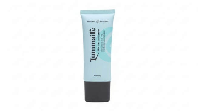 Mineral Botanica Luminaire Tinted Sunscreen SPF 40 PA+++ (Brand)