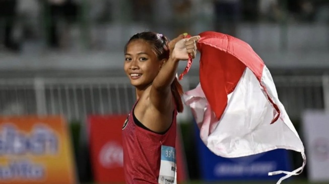 Penantian 22 Tahun, Akhirnya Indonesia Raih Medali Emas SEA Games dari Cabor Lompat Galah Putri
