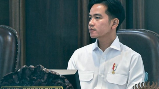 Wapres Gibran Puji Aksi Masyarakat Berdonasi, Mensos Malah Singgung Izin?