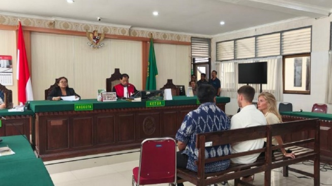 Viral Bonnie Blues Bangbus di Bali Berujung Deportasi