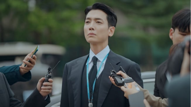 3 Pemeran Hospital Playlist yang Bintangi Drama Korea Pro Bono, Siapa Saja?