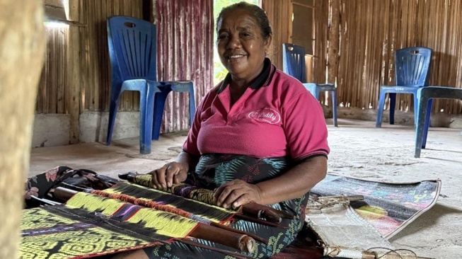 Dari Gelap ke Terang: Listrik Gratis yang Mengubah Hidup Warga