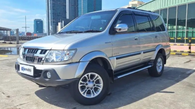 7 Mobil Bekas Kabin Lega untuk Perjalanan Jauh: Harga Bersahabat Dibawah Rp80 Juta