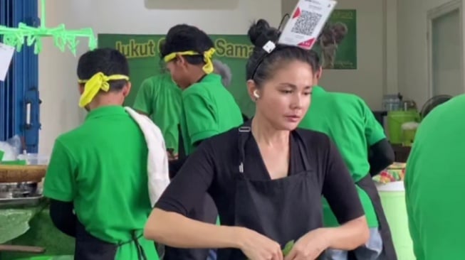 Karina Ranau Larang Peliputan di Warung Milik Epy Kusnandar:Tolonglah Mengerti...