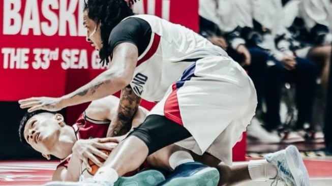 Pertandingan Sengit, Timnas Basket Indonesia Kalah Tipis dari Thailand di SEA Games 2025