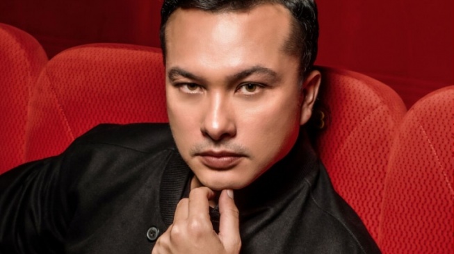 Lingkar Pertemanan Nicholas Saputra Terbongkar: Bestie Bopak Castello?