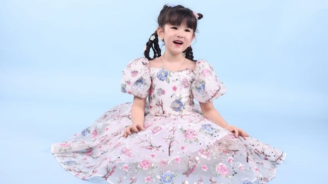 Tulis Lagu Sendiri di Usia 6 Tahun, Ariana Ivy Ajak Anak Indonesia Berimajinasi Lewat "Kuda Ajaib"