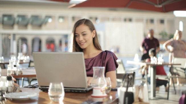 Mengatasi Tampilan Terlalu Besar: Panduan Mengecilkan Ukuran di Komputer