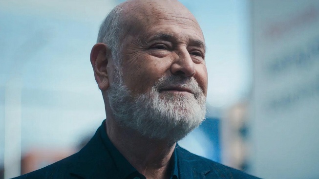 5 Rekomendasi Film Terbaik Karya Rob Reiner, Ada Horor Psikologis