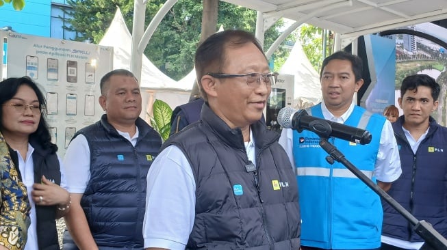 Direktur Retail dan Niaga PT PLN Persero, Adi Priyanto. (Suara.com/Tantri Amela)