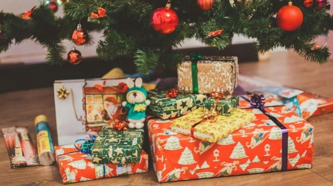Bingung Cari Kado Natal? Ini 7 Rekomendasi Hadiah Simpel Tapi Berkesan