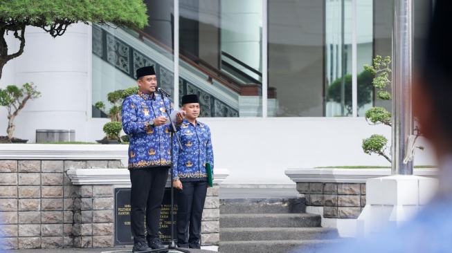 Gubernur Bobby Nasution Serahkan Bantuan KORPRI Sumut Rp2 Miliar untuk Korban Bencana