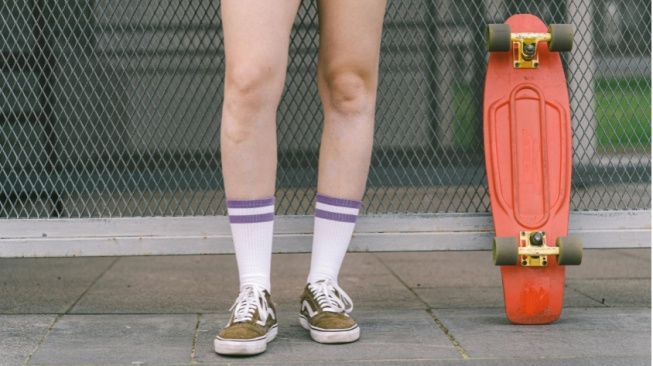 Siku dan Lutut Gelap? Kenali Penyebab dan Solusi Perawatannya