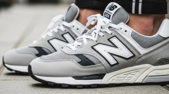 5 Sepatu New Balance yang Bisa Dipakai Cowok dan Cewek, Model Aman Buat Semua Gaya