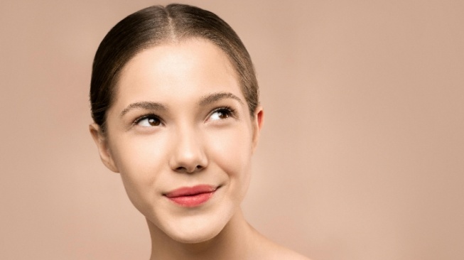 Makanan Sehat vs Skincare: Mana yang Lebih Bikin Kulit Glow Up?