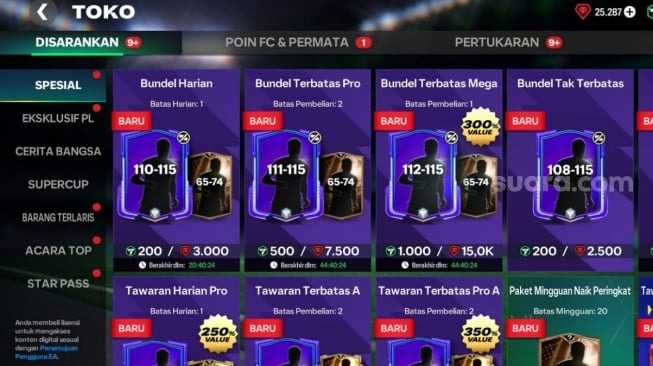 Kartu gacha FC Mobile di Toko. (Suara.com/ Rezza Rachmanta)