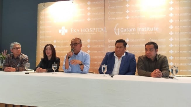 Dr. dr. Luthfi Gatam, SpOT (K) Spine mengungkap tentang peran dokter di negeri kita, khususnya yang menangani layanan ortopedi (Suara.com/CNR ukirsari)