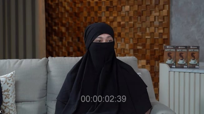 Ngaku Diperkosa Ustaz Jebolan TV di Hotel Hingga 3 Kali, Cewek Ini Dicurigai Netizen: Itu Mah Mau