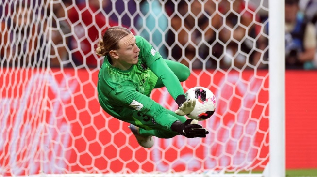 Siapa Matvei Safonov? The Next Lev Yashin, Kiper PSG yang Tepis 4 Penalti Pemain Flamengo