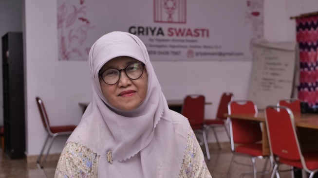 Direktur Yayasan Annisa Swasti (Yasanti), Nadlrotussariroh (Suara.com/Zidan)