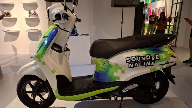 Kolaborasi Yamaha dan JICAF Sulap Grand Filano Hybrid Jadi Kanvas Seni Kreatif