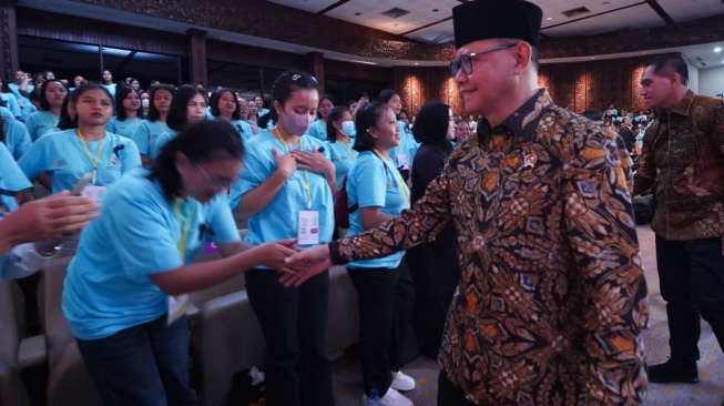 Menteri P2MI Mukhtarudin peringatan Hari Pekerja Migran Internasional menjadi momentum penting untuk menunjukkan transformasi Indonesia dalam tata kelola penempatan dan pelindungan pekerja migran (Dok: KemenP2MI)