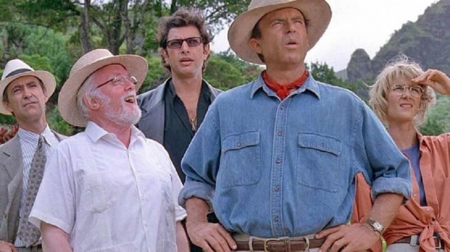 Film Jurassic Park karya Steven Spilberg akan tayang Jumat (19/12/2025) malam ini pukul 21.00 WIB di Trans TV. [YouTube]