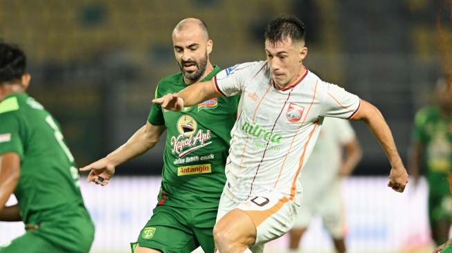 Hasil Persebaya vs Borneo FC: Gol Telat Malik Risaldi Selamatkan Bajul Ijo dari Kekalahan