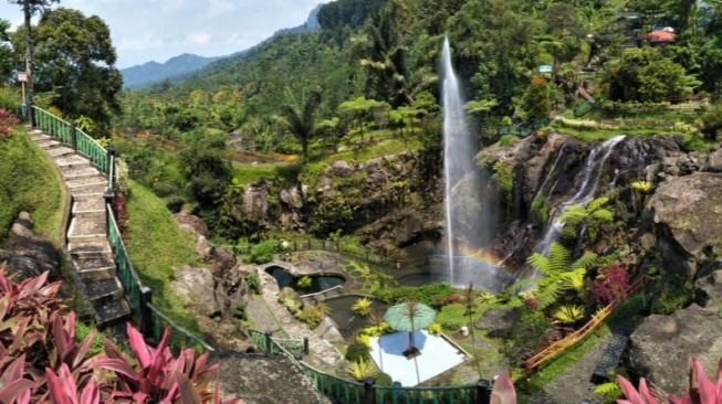 7 Destinasi Wisata Purwokerto yang Ramah Pengguna Mobil: Mudah Diakses, Parkir Mudah!