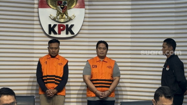 Diduga Lakukan Pemerasan hingga Ratusan Juta, Kajari dan Kasi Intel Kejaksaan Negeri HSU Ditahan KPK