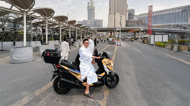 Daeng Bikers asal Makssar yang Tembus Perjalanan 26.000 Km Demi Tunaikan Ibadah Umrah. (Foto: YIMM)