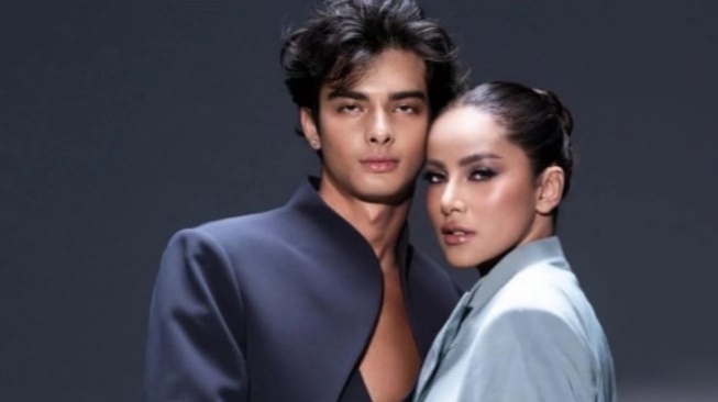 Olla Ramlan Hadapi Kritik Pedas Netizen, Pembelaan sang Putra Bikin Terharu