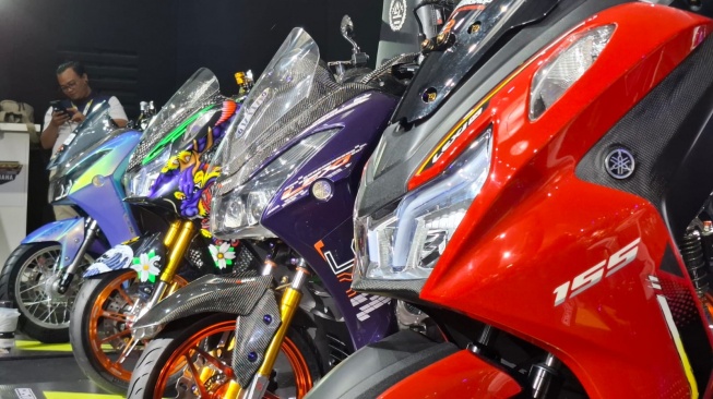 Yamaha Rev Festival 2025 sukses menyedot perhatian ribuan pengunjung di Senayan Park Jakarta pada Sabtu 20 Desember. (Foto: SUARA.COM/Manuel Jeghesta)