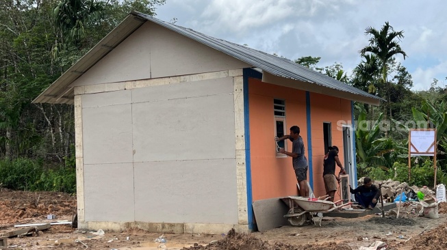 Pembangunan hunian sementara (huntara) bagi warga terdampak banjir dan longsor di Sumatra mulai dilakukan sejak Jumat (19/12) lalu. (Foto dok. BNPB)
