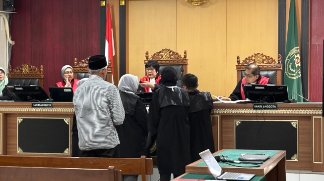 Kuasa Hukum Sri Purnomo: Dakwaan Hibah Dikaitkan Pilkada Salah Ranah Sejak Awal