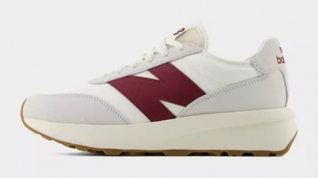 New Balance 370 (JD Sports)