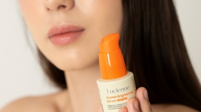 4 Serum Kombinasi Licorice dan Allantoin, Rahasia Kulit Cerah dan Kenyal