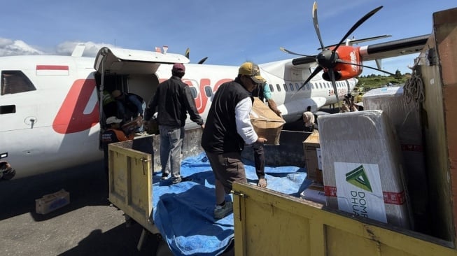 Pesawat ATR akan membawa bantuan yang dihimpun Dompet Dhuafa menuju Bener Meriah, Takengon dan sekitarnya (Dok: Dompet Dhuafa)