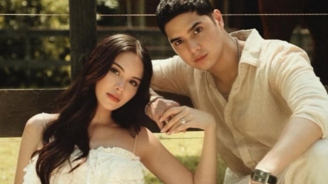 Bahagia Nantikan Anak Perempuan, Al Ghazali Sempat Mimpi 'Titik Pink'